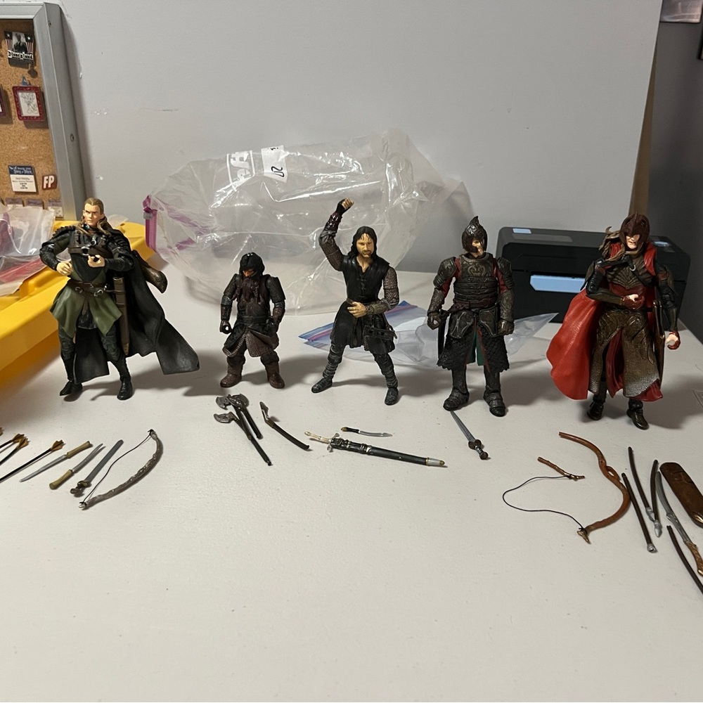 Lord Of The Rings Two Towers Action Figure Lot Of 5